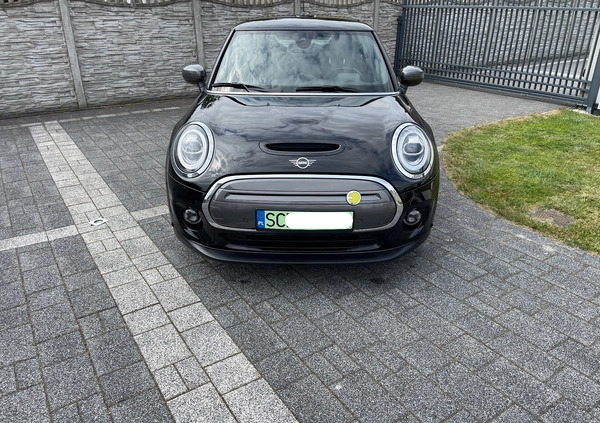 MINI Cooper cena 88558 przebieg: 13000, rok produkcji 2021 z Częstochowa małe 704